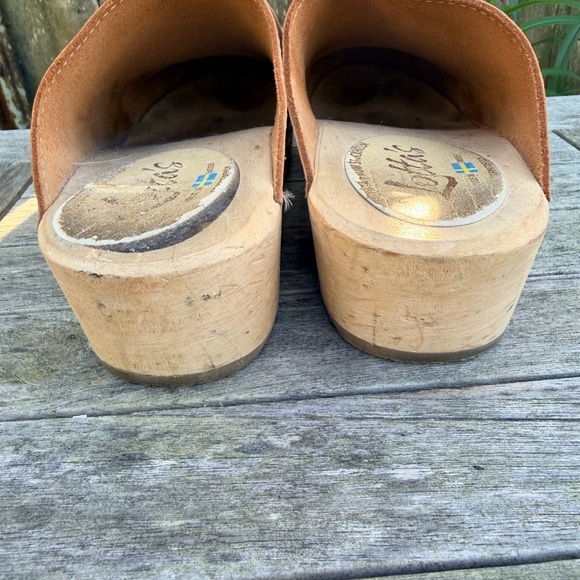 Lotta From Stockholm tan nubuck Clogs - Picture 6 of 8
